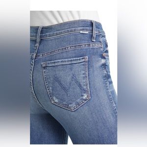 MOTHER Insider High Waist Crop Step Chew Hem Jeans sz 33